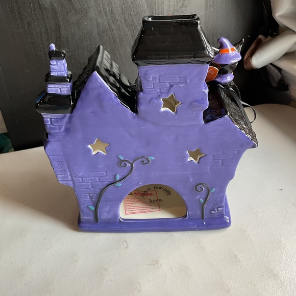 Blue Sky Hello Kitty And Friends Haunted Castle Candle House - Picture 8 of 11